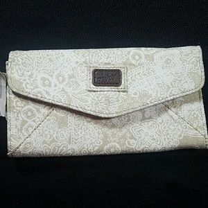NWT areopostale wallet